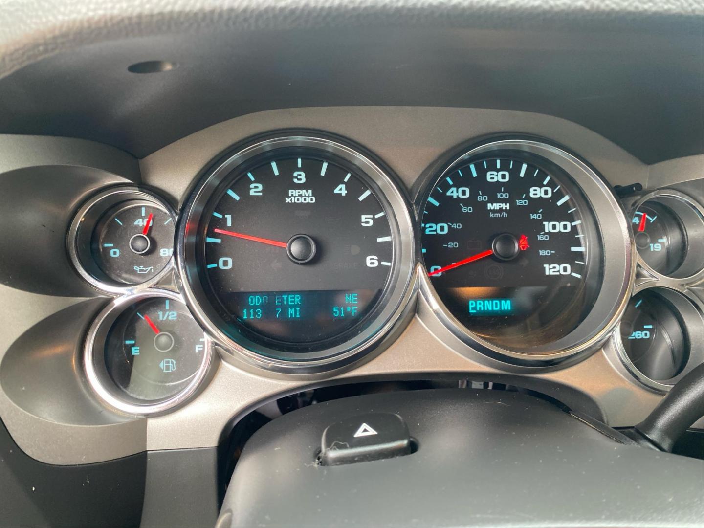 2011 SILVER CHEVROLET SILVERADO 1500 LT (1GCRKSE30BZ) with an 5.3L engine, Automatic transmission, located at 908 SE 14th Street, Des Moines, IA, 50317, (515) 281-0330, 41.580303, -93.597046 - Photo#14