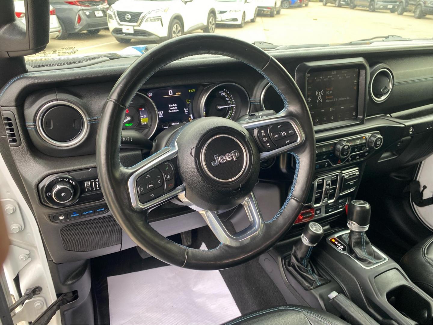 2021 WHITE JEEP WRANGLER UNLIMI RUBICON 4XE (1C4JJXR61MW) with an 2.0L engine, Automatic transmission, located at 908 SE 14th Street, Des Moines, IA, 50317, (515) 281-0330, 41.580303, -93.597046 - Photo#16