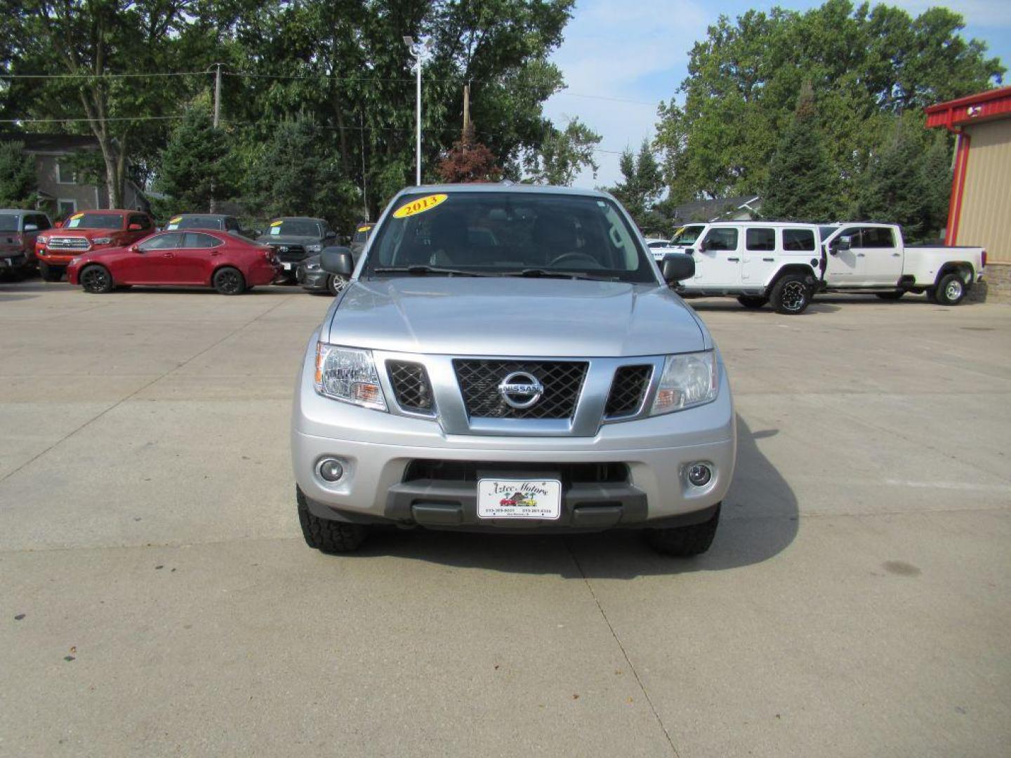 2018 GRAY NISSAN FRONTIER SV (1N6AD0EV4JN) with an 4.0L engine, Automatic transmission, located at 908 SE 14th Street, Des Moines, IA, 50317, (515) 281-0330, 41.580303, -93.597046 - Photo#1