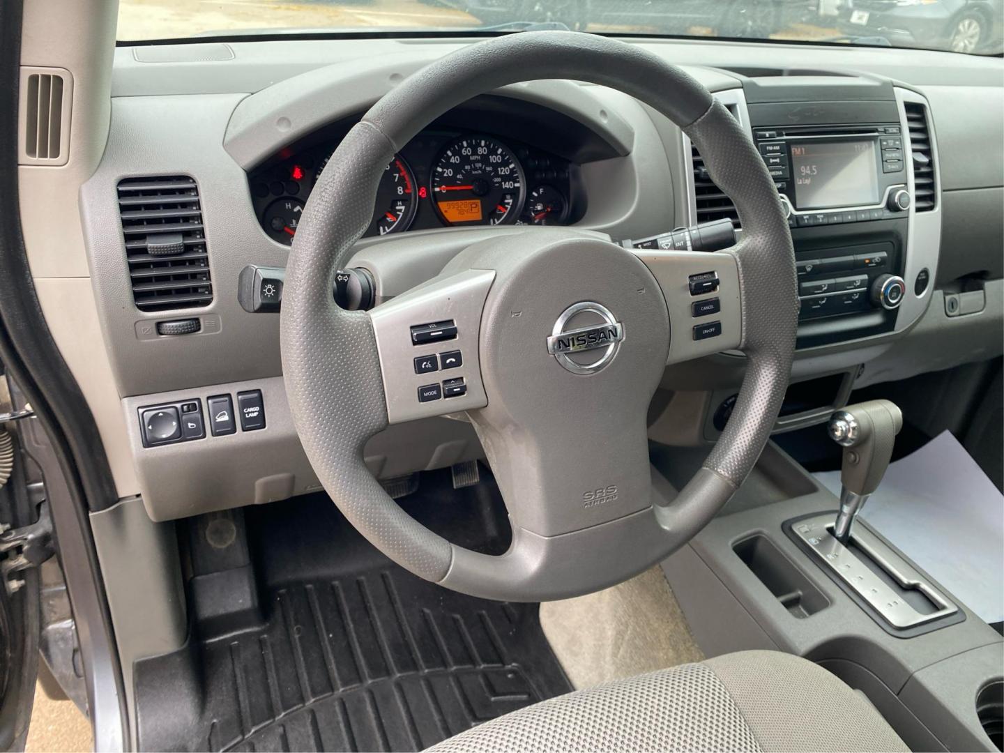 2018 GRAY NISSAN FRONTIER SV (1N6AD0EV4JN) with an 4.0L engine, Automatic transmission, located at 908 SE 14th Street, Des Moines, IA, 50317, (515) 281-0330, 41.580303, -93.597046 - Photo#14