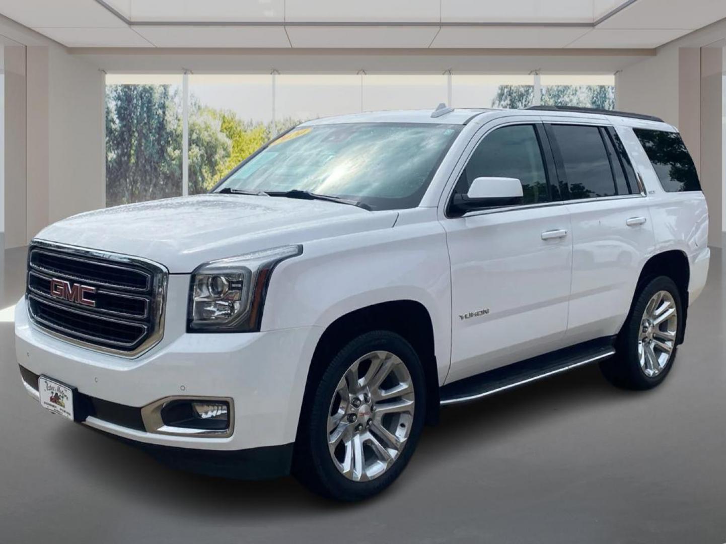 2020 WHITE GMC YUKON SLT (1GKS2BKC8LR) with an 5.3L engine, Automatic transmission, located at 908 SE 14th Street, Des Moines, IA, 50317, (515) 281-0330, 41.580303, -93.597046 - Photo#7