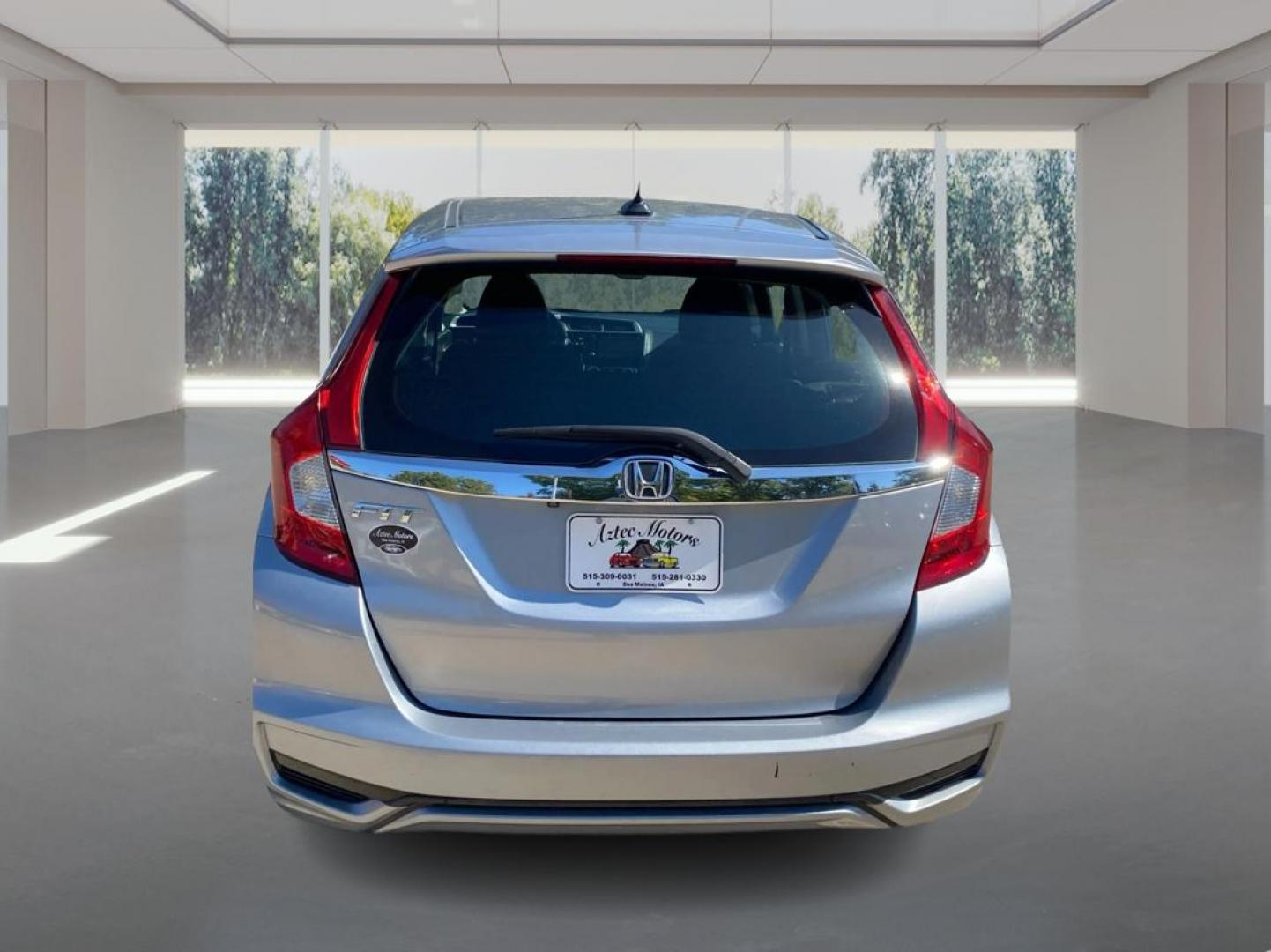 2019 SILVER HONDA FIT EX (3HGGK5H88KM) with an 1.5L engine, Continuously Variable transmission, located at 908 SE 14th Street, Des Moines, IA, 50317, (515) 281-0330, 41.580303, -93.597046 - Photo#3