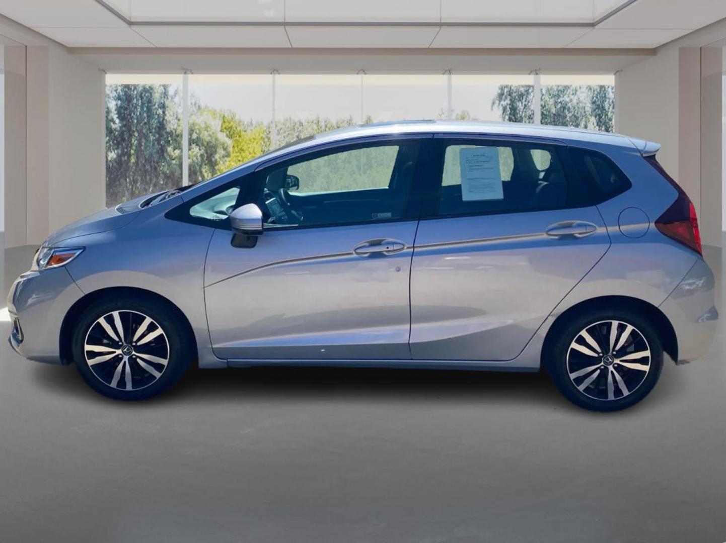 2019 SILVER HONDA FIT EX (3HGGK5H88KM) with an 1.5L engine, Continuously Variable transmission, located at 908 SE 14th Street, Des Moines, IA, 50317, (515) 281-0330, 41.580303, -93.597046 - Photo#5