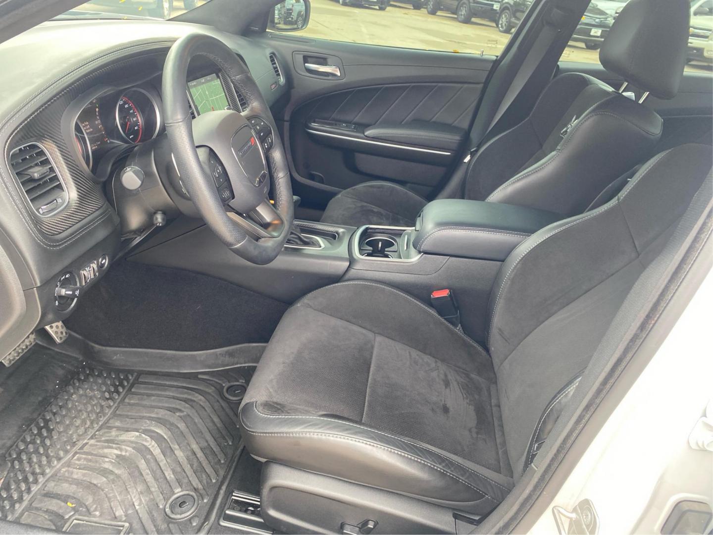 2023 WHITE DODGE CHARGER SCAT PACK (2C3CDXGJXPH) with an 6.4L engine, Automatic transmission, located at 908 SE 14th Street, Des Moines, IA, 50317, (515) 281-0330, 41.580303, -93.597046 - Photo#8