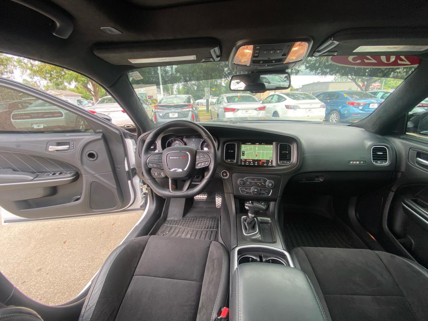 2023 WHITE DODGE CHARGER SCAT PACK (2C3CDXGJXPH) with an 6.4L engine, Automatic transmission, located at 908 SE 14th Street, Des Moines, IA, 50317, (515) 281-0330, 41.580303, -93.597046 - Photo#21