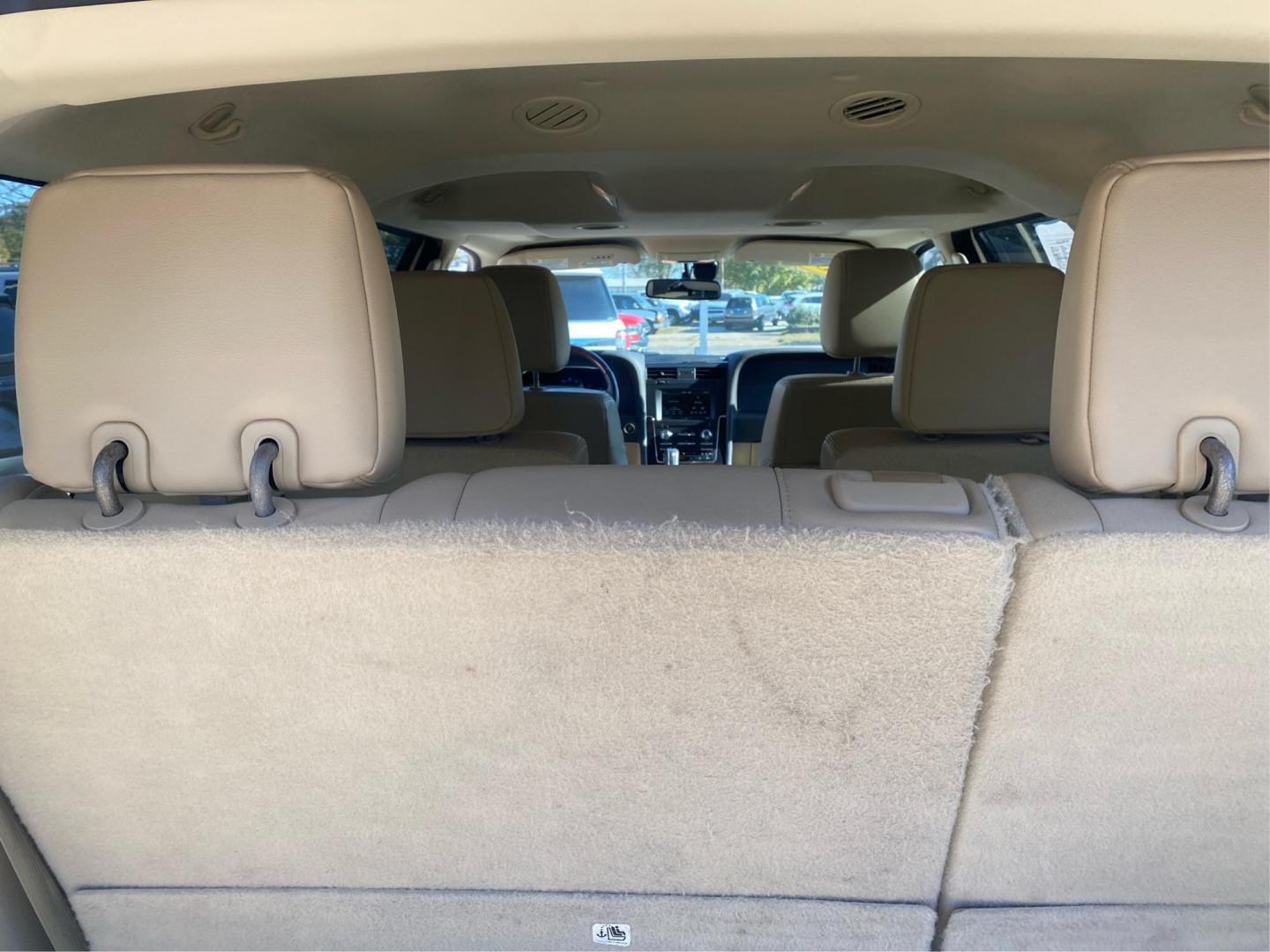 2015 WHITE LINCOLN NAVIGATOR (5LMJJ2JT4FE) with an 3.5L engine, Automatic transmission, located at 908 SE 14th Street, Des Moines, IA, 50317, (515) 281-0330, 41.580303, -93.597046 - Photo#12