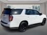 2021 WHITE CHEVROLET TAHOE 1500 (1GNSKLED5MR) with an 5.3L engine, Automatic transmission, located at 908 SE 14th Street, Des Moines, IA, 50317, (515) 281-0330, 41.580303, -93.597046 - Photo#2