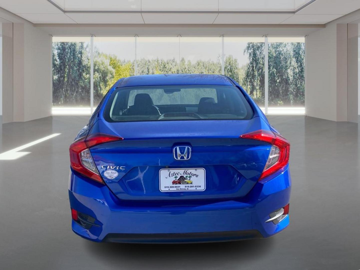 2018 BLUE HONDA CIVIC LX (19XFC2F55JE) with an 2.0L engine, Continuously Variable transmission, located at 908 SE 14th Street, Des Moines, IA, 50317, (515) 281-0330, 41.580303, -93.597046 - Photo#3