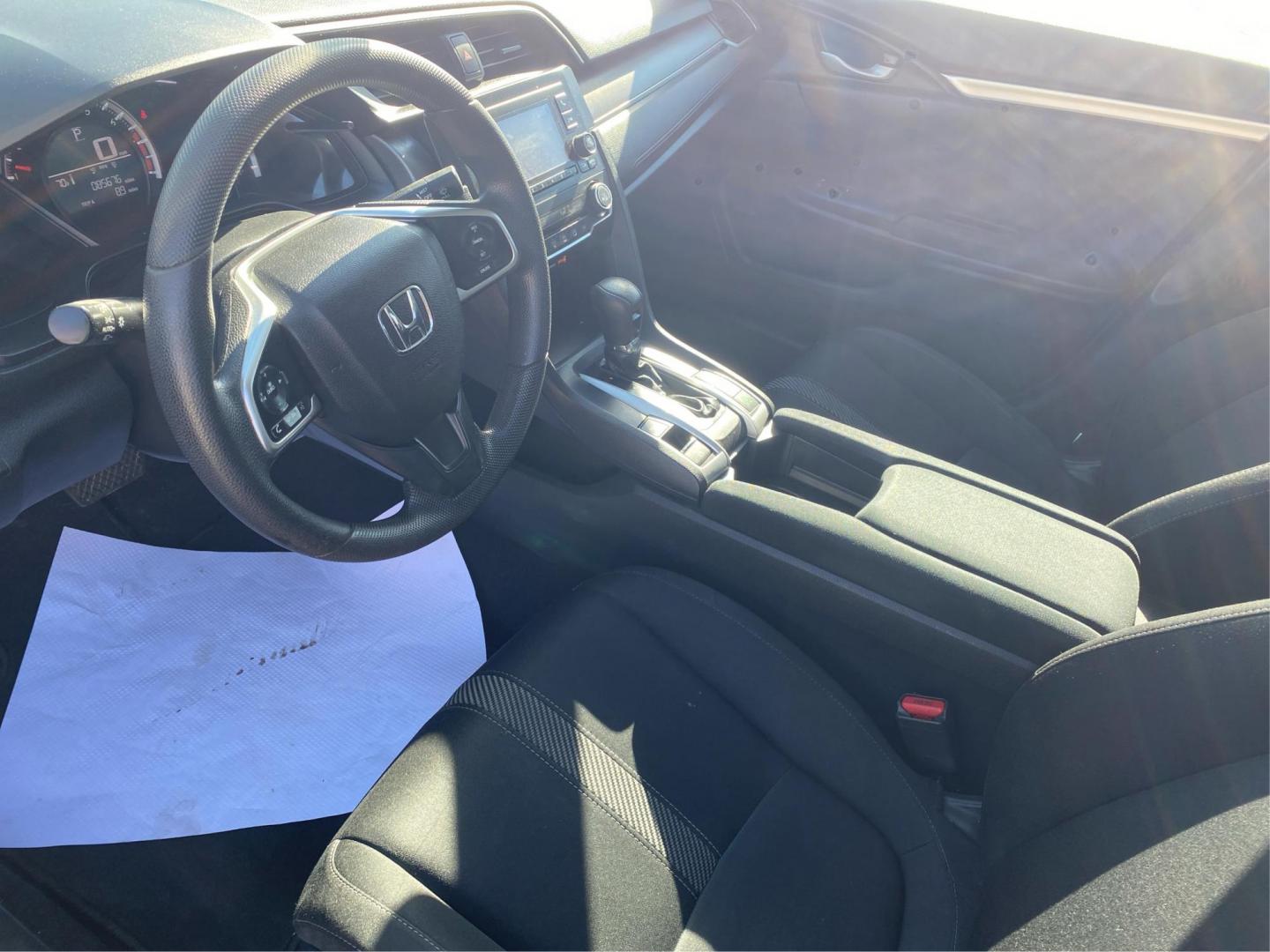 2018 BLUE HONDA CIVIC LX (19XFC2F55JE) with an 2.0L engine, Continuously Variable transmission, located at 908 SE 14th Street, Des Moines, IA, 50317, (515) 281-0330, 41.580303, -93.597046 - Photo#8