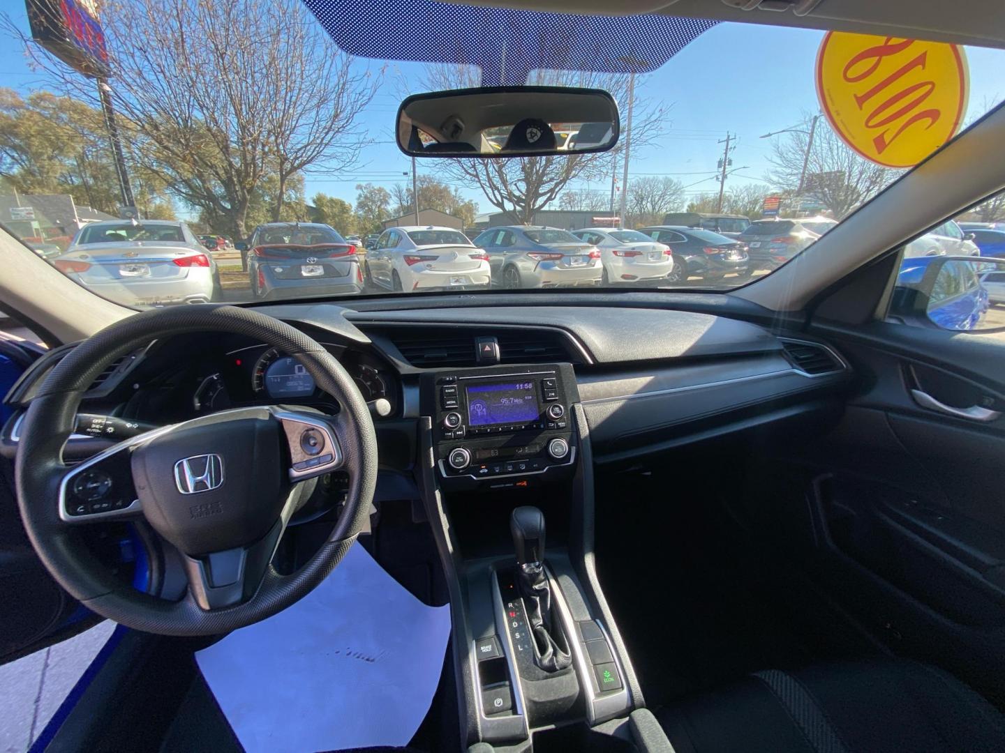 2018 BLUE HONDA CIVIC LX (19XFC2F55JE) with an 2.0L engine, Continuously Variable transmission, located at 908 SE 14th Street, Des Moines, IA, 50317, (515) 281-0330, 41.580303, -93.597046 - Photo#20