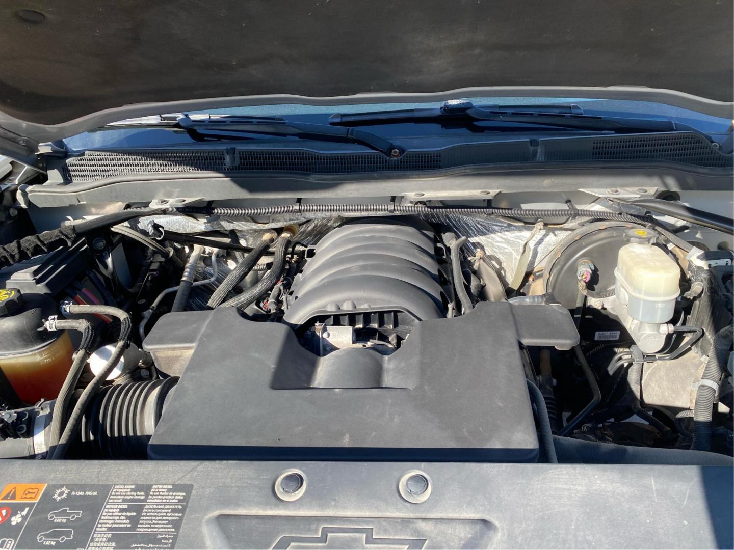 2014 SILVER CHEVROLET SILVERADO 1500 LTZ (1GCVKSEC5EZ) with an 5.3L engine, Automatic transmission, located at 908 SE 14th Street, Des Moines, IA, 50317, (515) 281-0330, 41.580303, -93.597046 - Photo#10