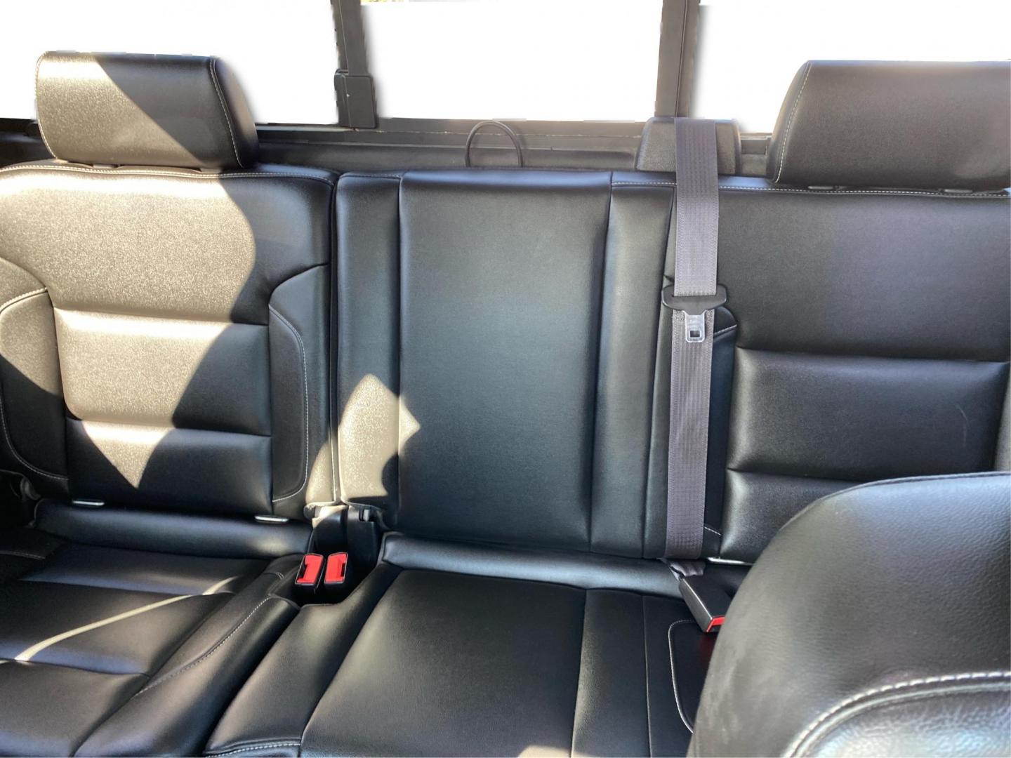 2014 SILVER CHEVROLET SILVERADO 1500 LTZ (1GCVKSEC5EZ) with an 5.3L engine, Automatic transmission, located at 908 SE 14th Street, Des Moines, IA, 50317, (515) 281-0330, 41.580303, -93.597046 - Photo#13