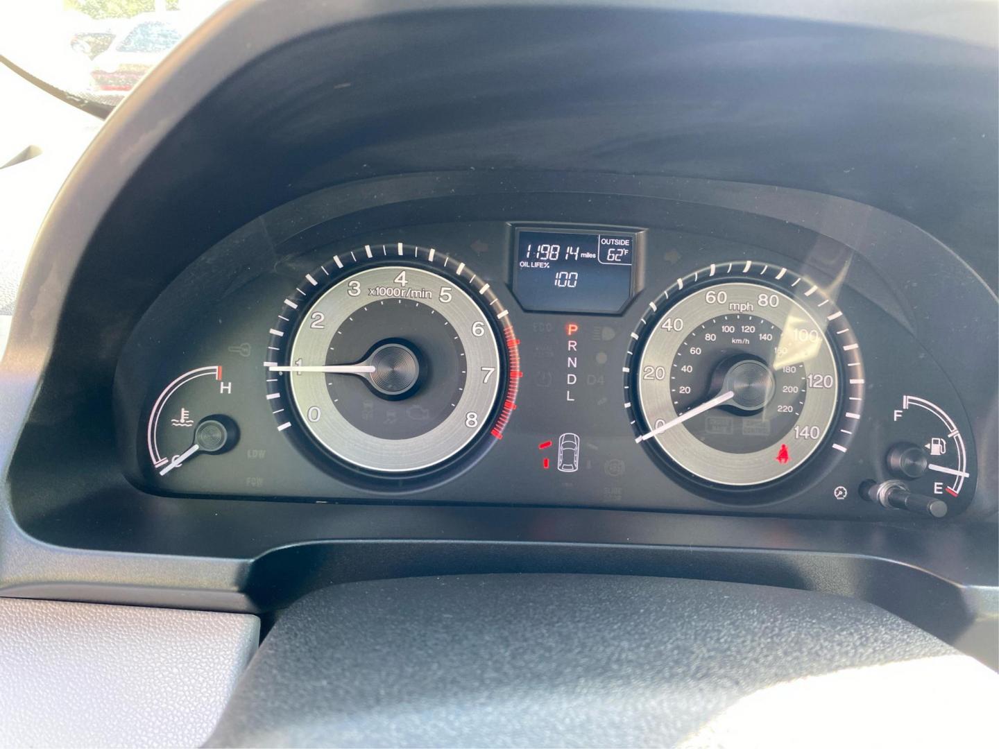 2016 GRAY HONDA ODYSSEY EXL (5FNRL5H68GB) with an 3.5L engine, Automatic transmission, located at 908 SE 14th Street, Des Moines, IA, 50317, (515) 281-0330, 41.580303, -93.597046 - Photo#15