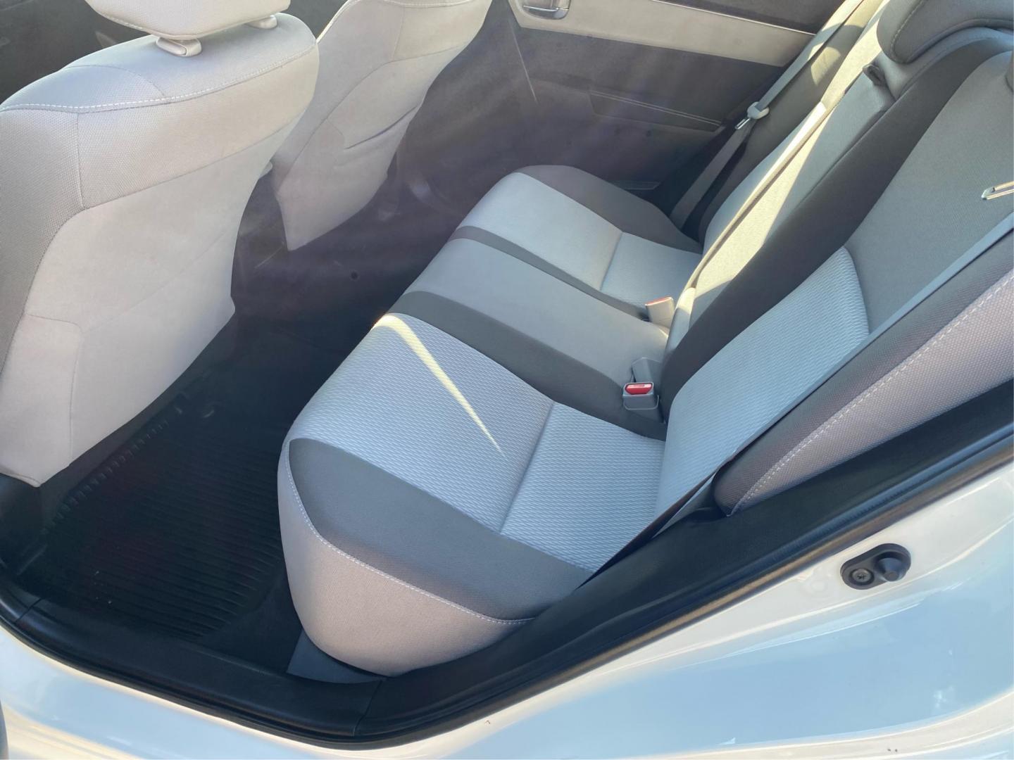 2018 WHITE TOYOTA COROLLA L (5YFBURHE5JP) with an 1.8L engine, Continuously Variable transmission, located at 908 SE 14th Street, Des Moines, IA, 50317, (515) 281-0330, 41.580303, -93.597046 - Photo#9