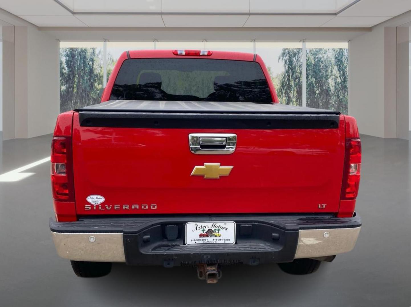 2013 RED CHEVROLET SILVERADO 1500 LT (3GCPKSE76DG) with an 5.3L engine, Automatic transmission, located at 908 SE 14th Street, Des Moines, IA, 50317, (515) 281-0330, 41.580303, -93.597046 - Photo#3