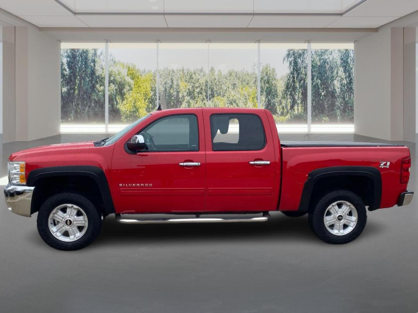 2013 RED CHEVROLET SILVERADO 1500 LT (3GCPKSE76DG) with an 5.3L engine, Automatic transmission, located at 908 SE 14th Street, Des Moines, IA, 50317, (515) 281-0330, 41.580303, -93.597046 - Photo#5