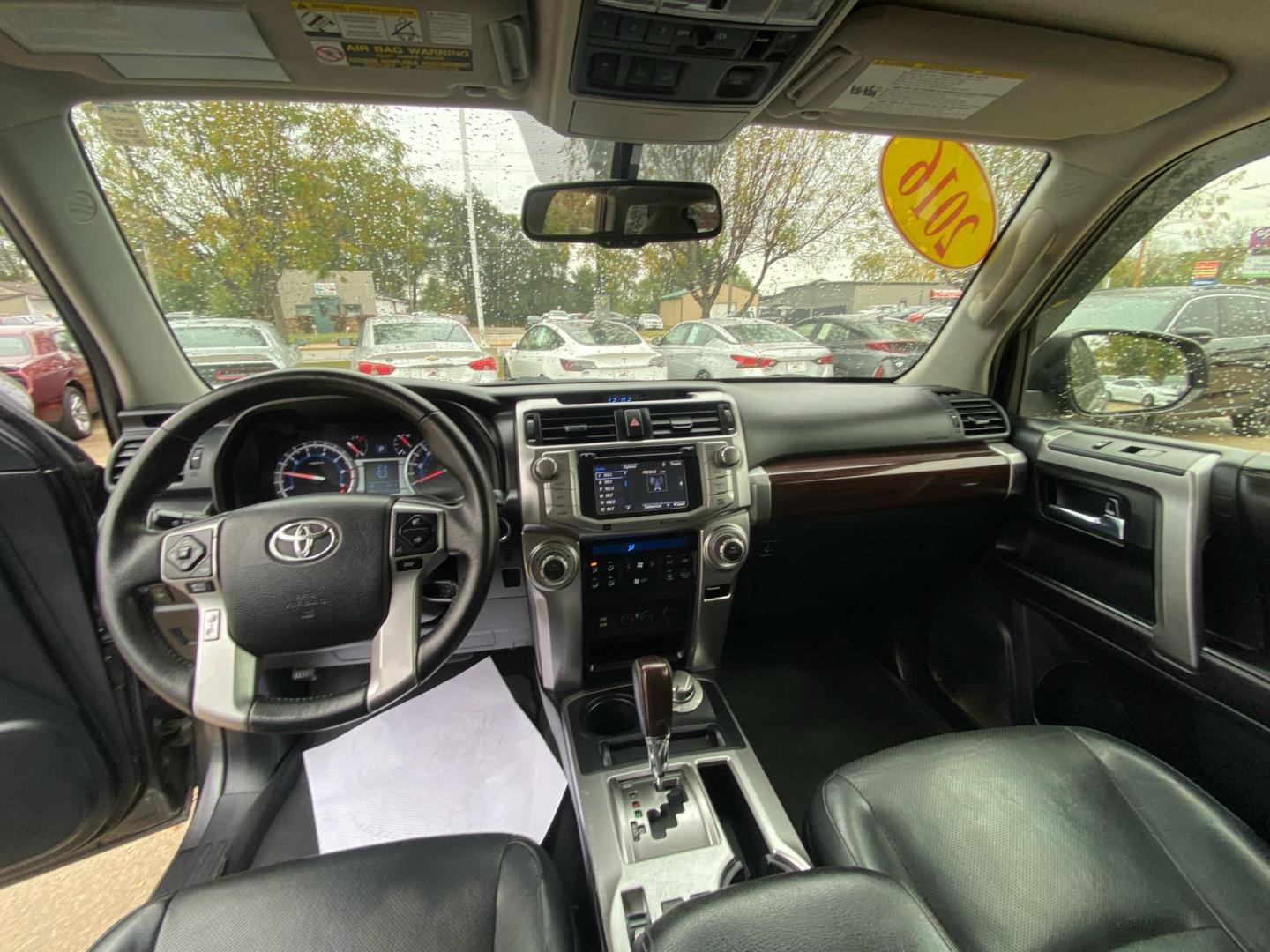 2016 GRAY TOYOTA 4RUNNER SR5/SR5 PREMIUM (JTEBU5JR1G5) with an 4.0L engine, Automatic transmission, located at 908 SE 14th Street, Des Moines, IA, 50317, (515) 281-0330, 41.580303, -93.597046 - Photo#21