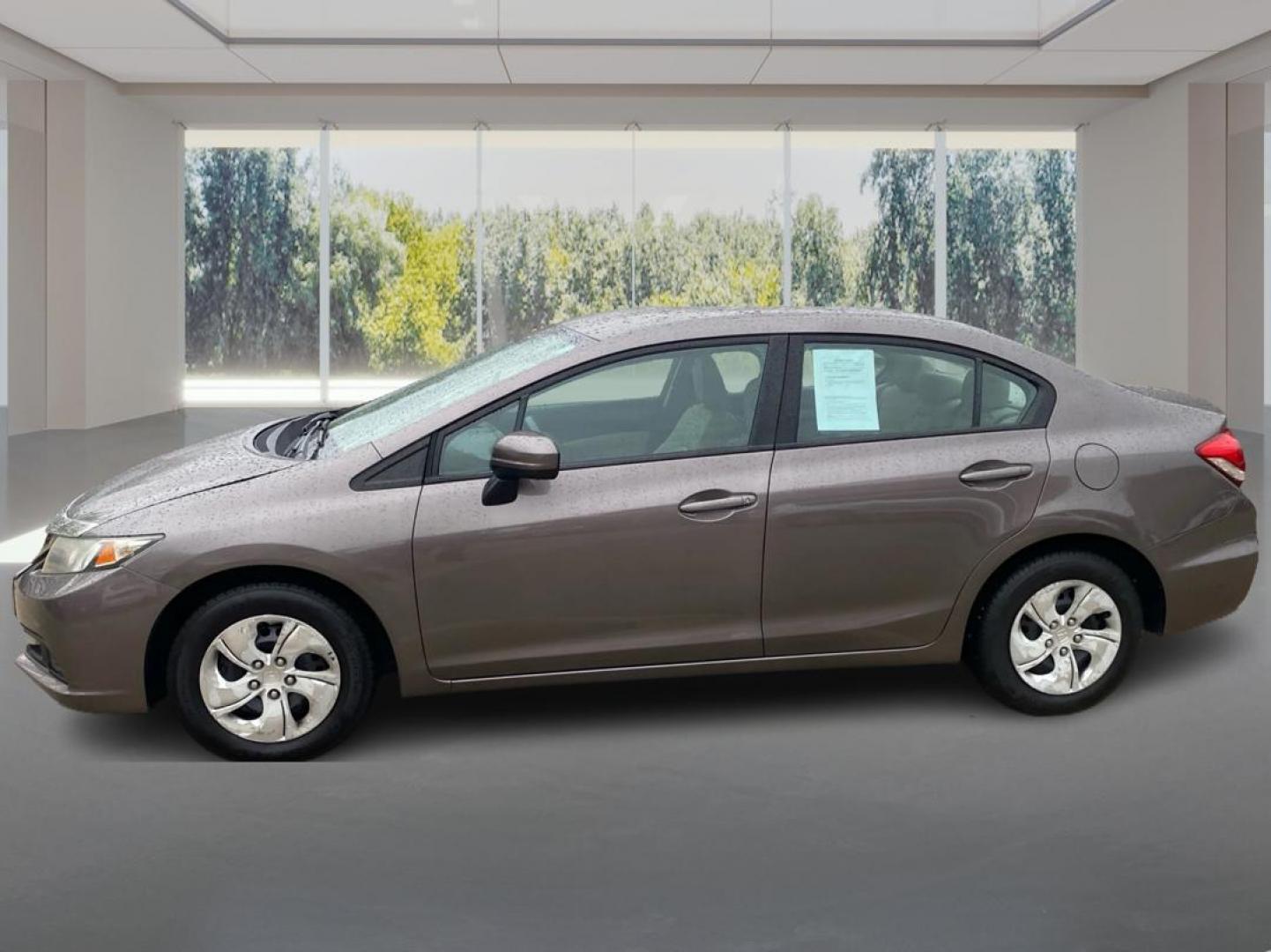 2015 GRAY HONDA CIVIC LX (19XFB2F53FE) with an 1.8L engine, Continuously Variable transmission, located at 908 SE 14th Street, Des Moines, IA, 50317, (515) 281-0330, 41.580303, -93.597046 - Photo#5