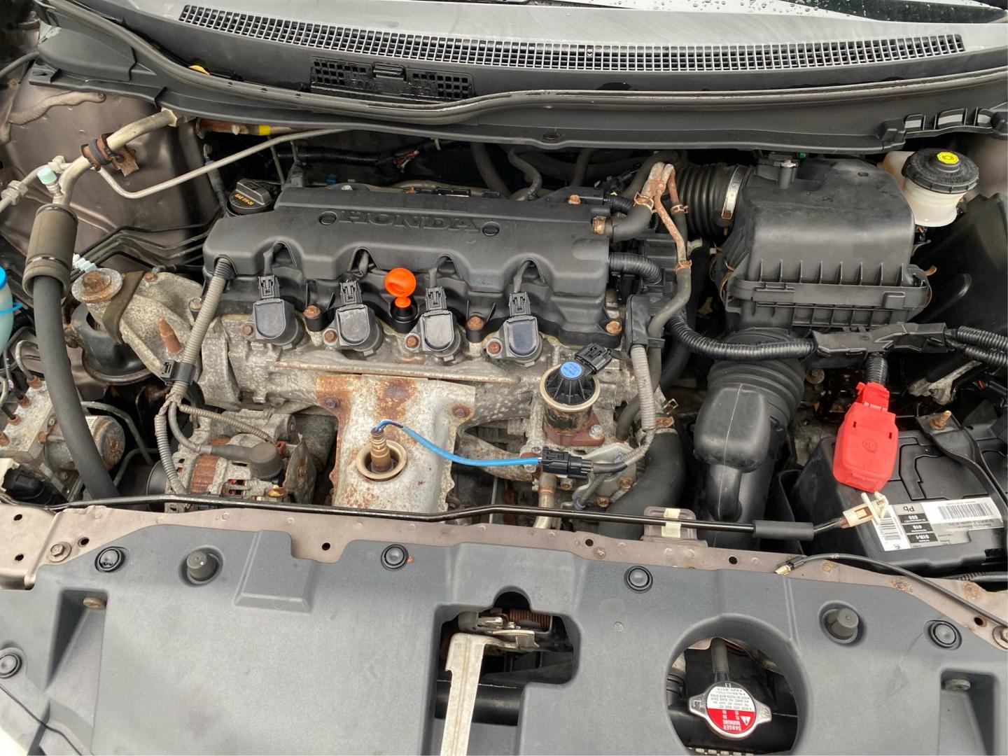 2015 GRAY HONDA CIVIC LX (19XFB2F53FE) with an 1.8L engine, Continuously Variable transmission, located at 908 SE 14th Street, Des Moines, IA, 50317, (515) 281-0330, 41.580303, -93.597046 - Photo#10