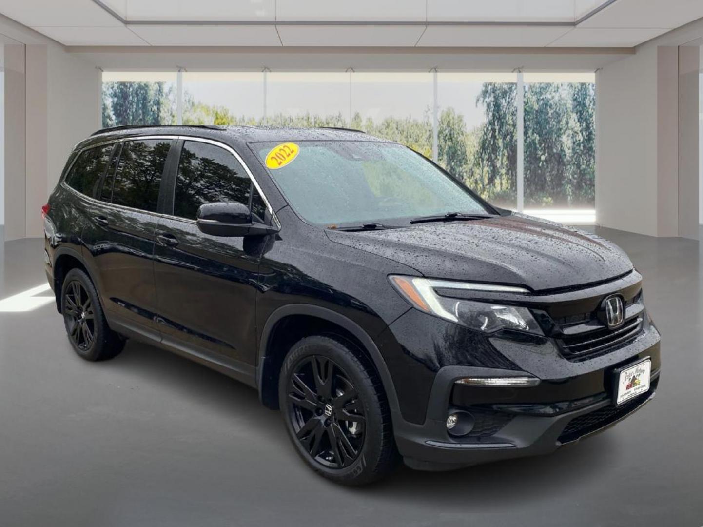 2022 BLACK HONDA PILOT SE (5FNYF6H23NB) with an 3.5L engine, Automatic transmission, located at 908 SE 14th Street, Des Moines, IA, 50317, (515) 281-0330, 41.580303, -93.597046 - Photo#0