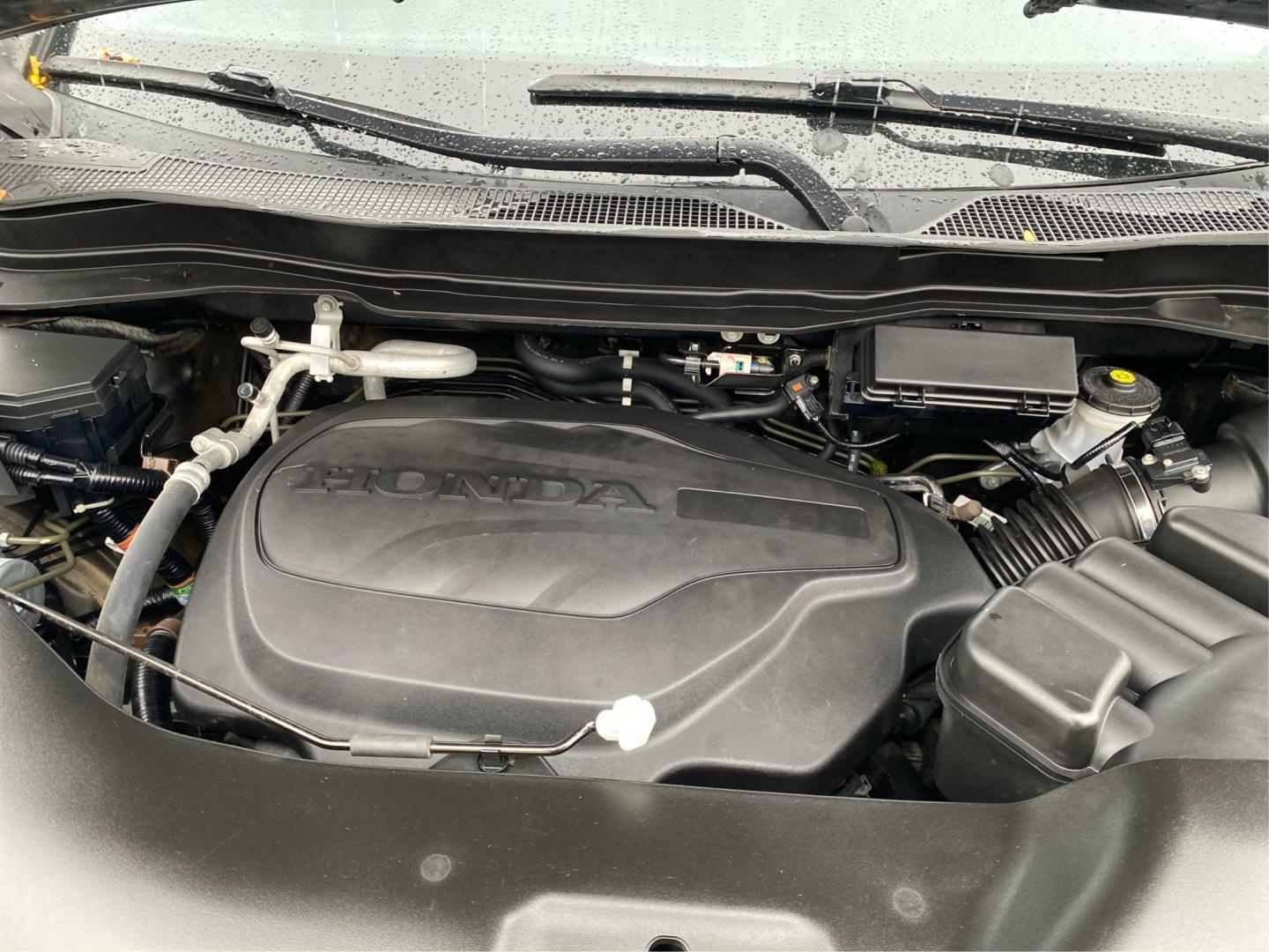 2022 BLACK HONDA PILOT SE (5FNYF6H23NB) with an 3.5L engine, Automatic transmission, located at 908 SE 14th Street, Des Moines, IA, 50317, (515) 281-0330, 41.580303, -93.597046 - Photo#10