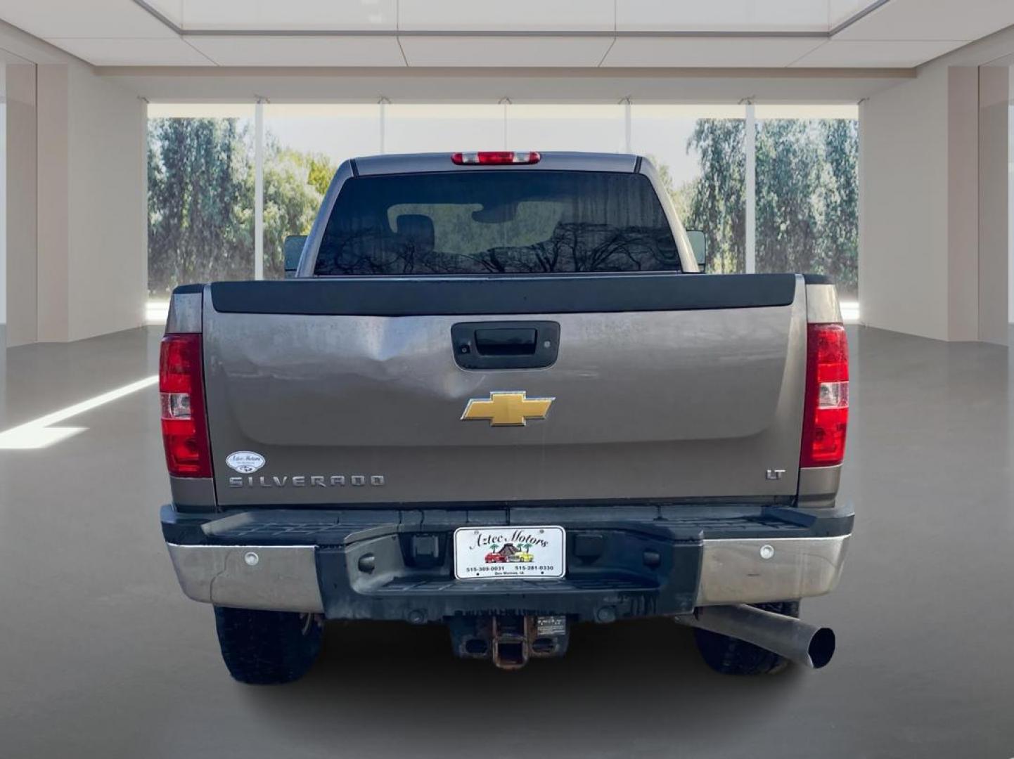 2013 TAN CHEVROLET SILVERADO 2500 HEAVY DUTY LT (1GC1KXC87DF) with an 6.6L engine, Automatic transmission, located at 908 SE 14th Street, Des Moines, IA, 50317, (515) 281-0330, 41.580303, -93.597046 - Photo#3