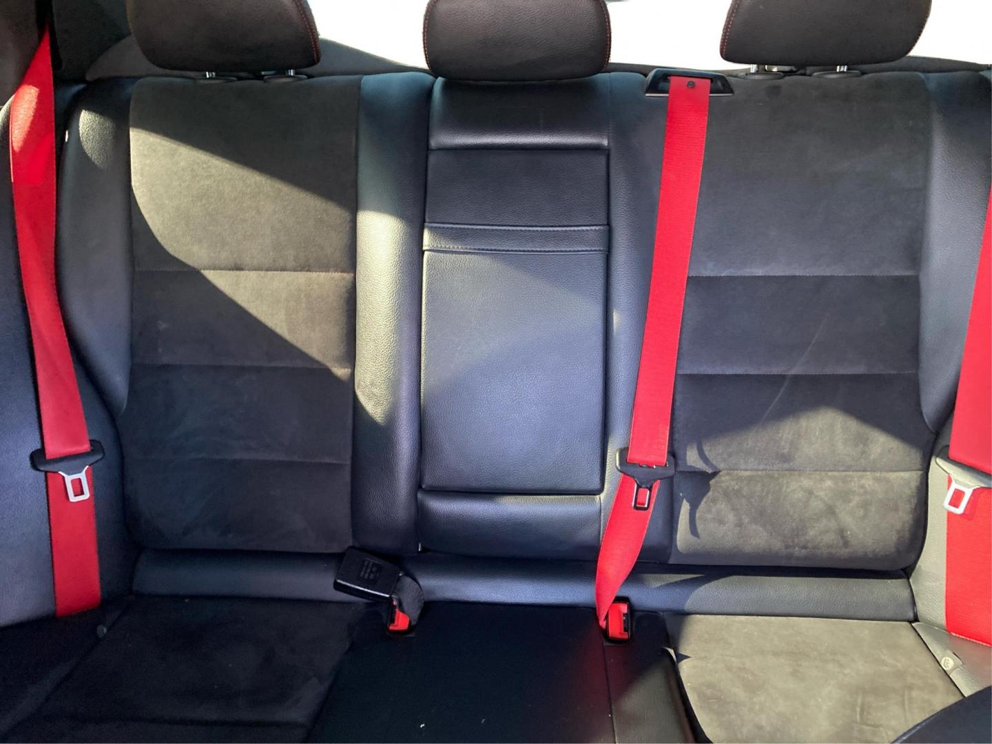 2013 WHITE MERCEDES-BENZ C-CLASS C300 4MATIC (WDDGF8AB5DA) with an 3.5L engine, Automatic transmission, located at 908 SE 14th Street, Des Moines, IA, 50317, (515) 281-0330, 41.580303, -93.597046 - Photo#14