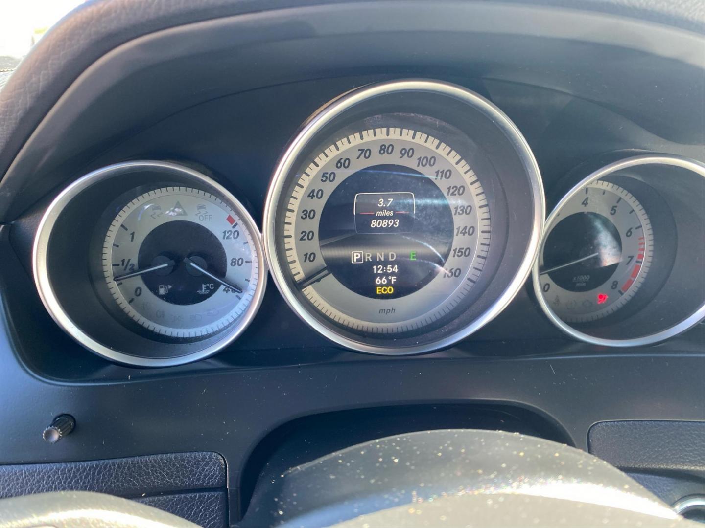 2013 WHITE MERCEDES-BENZ C-CLASS C300 4MATIC (WDDGF8AB5DA) with an 3.5L engine, Automatic transmission, located at 908 SE 14th Street, Des Moines, IA, 50317, (515) 281-0330, 41.580303, -93.597046 - Photo#15