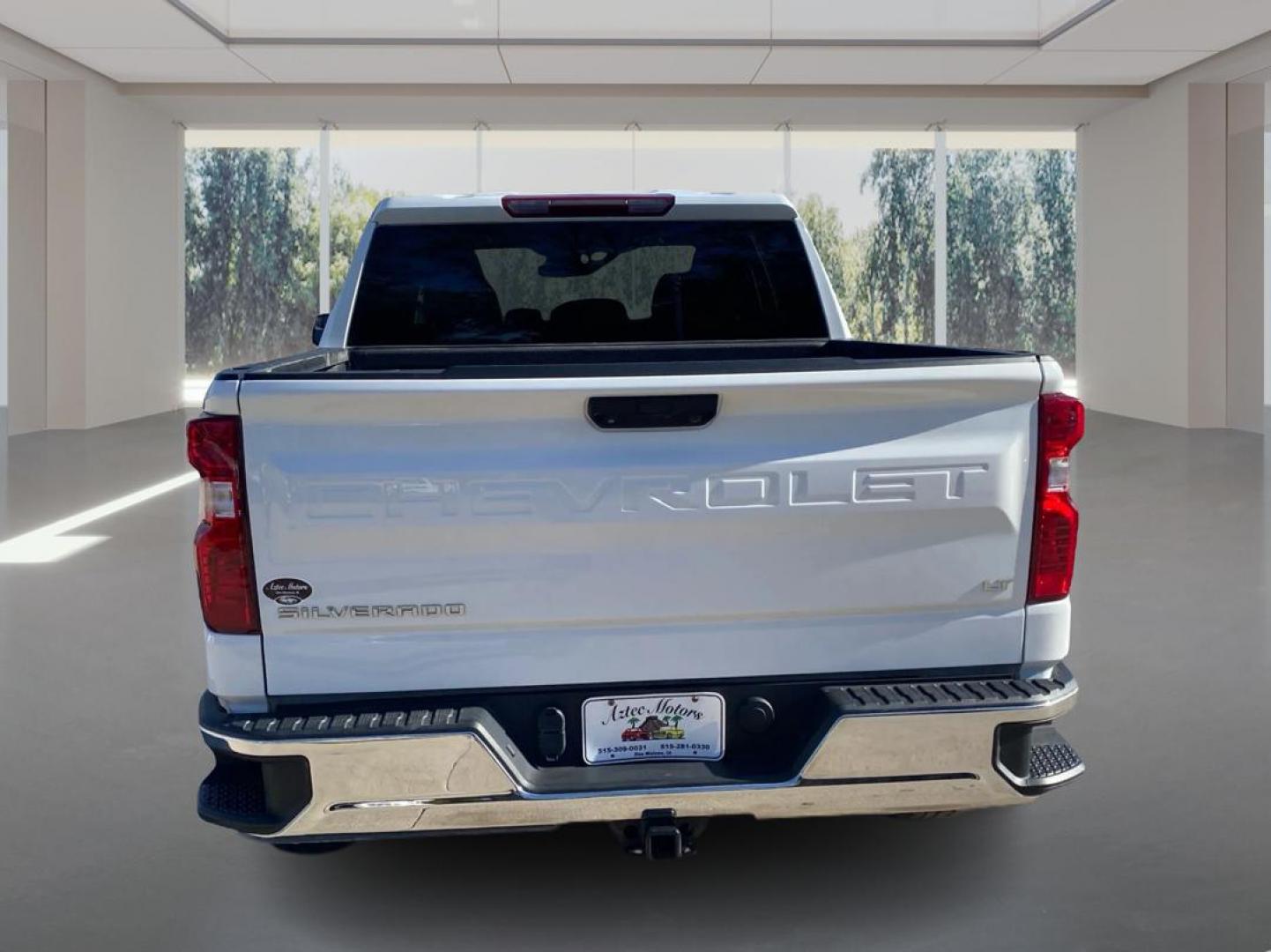 2022 WHITE CHEVROLET SILVERADO 1500 LT (1GCUDDED2NZ) with an 5.3L engine, Automatic transmission, located at 908 SE 14th Street, Des Moines, IA, 50317, (515) 281-0330, 41.580303, -93.597046 - Photo#3