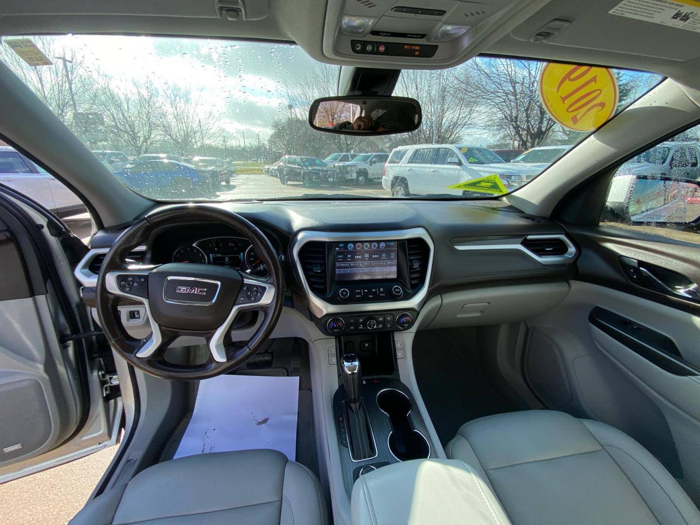 2019 SILVER GMC ACADIA SLT-2 (1GKKNNLS5KZ) with an 3.6L engine, Automatic transmission, located at 908 SE 14th Street, Des Moines, IA, 50317, (515) 281-0330, 41.580303, -93.597046 - Photo#21