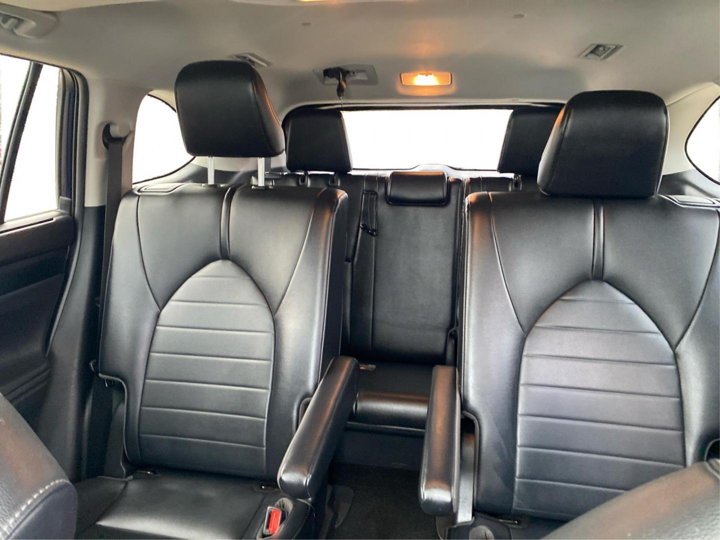 2021 BLUE TOYOTA HIGHLANDER XLE (5TDGZRBH4MS) with an 3.5L engine, Automatic transmission, located at 908 SE 14th Street, Des Moines, IA, 50317, (515) 281-0330, 41.580303, -93.597046 - Photo#14