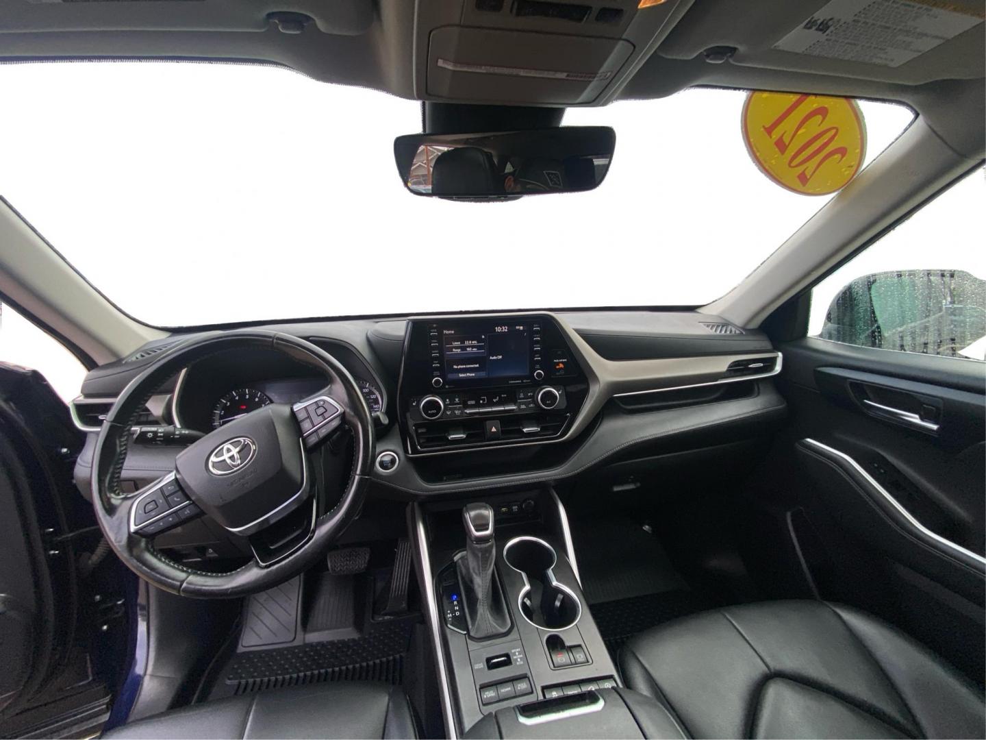 2021 BLUE TOYOTA HIGHLANDER XLE (5TDGZRBH4MS) with an 3.5L engine, Automatic transmission, located at 908 SE 14th Street, Des Moines, IA, 50317, (515) 281-0330, 41.580303, -93.597046 - Photo#22