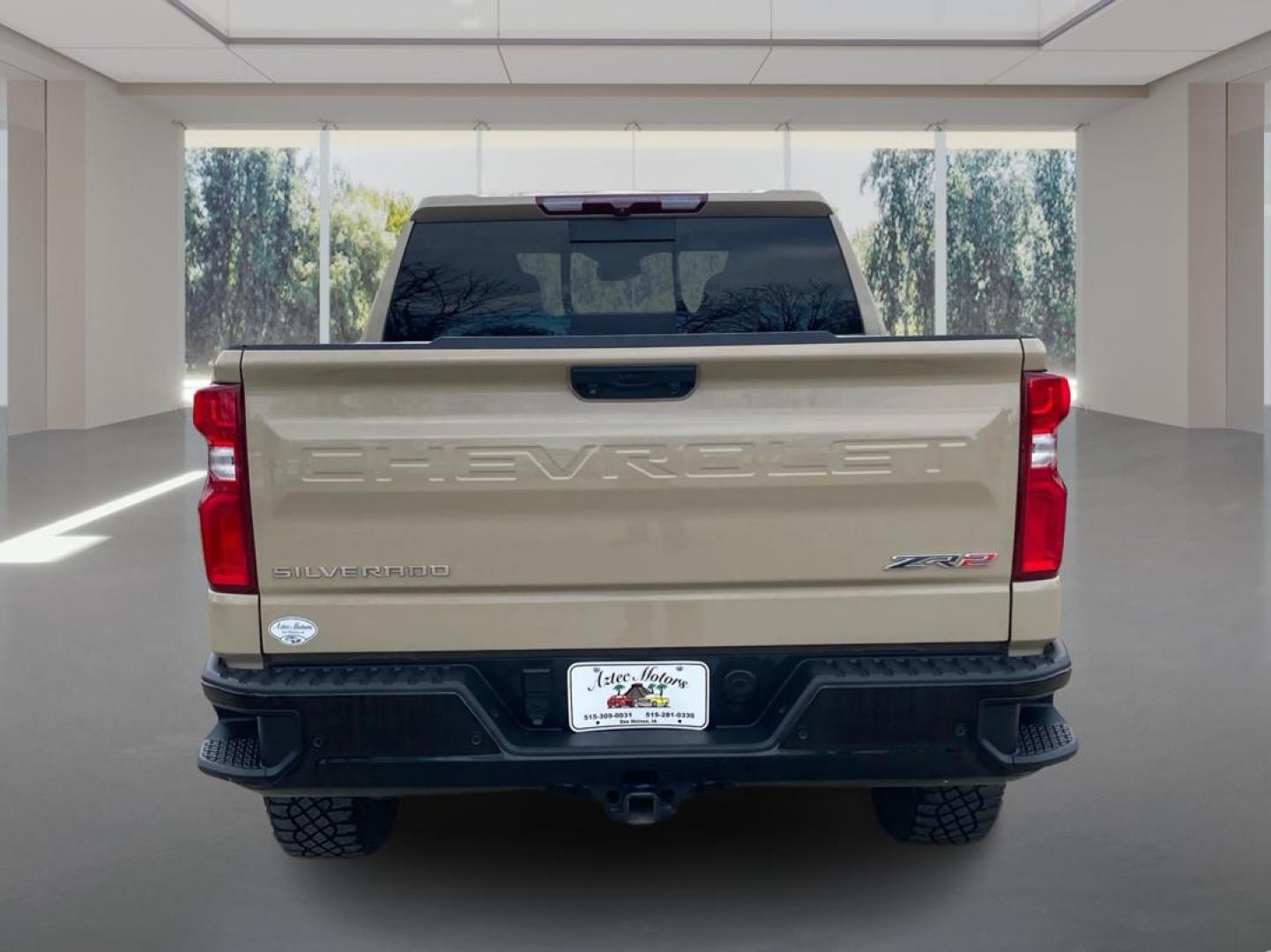 2022 TAN CHEVROLET SILVERADO 1500 ZR2 (3GCUDHEL4NG) with an 6.2L engine, Automatic transmission, located at 908 SE 14th Street, Des Moines, IA, 50317, (515) 281-0330, 41.580303, -93.597046 - Photo#3