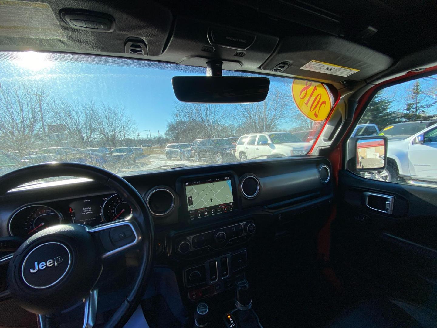 2018 ORANGE JEEP WRANGLER RUBICON (1C4HJXCG6JW) with an 3.6L engine, Automatic transmission, located at 908 SE 14th Street, Des Moines, IA, 50317, (515) 281-0330, 41.580303, -93.597046 - Photo#19