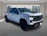 2023 WHITE CHEVROLET SILVERADO 1500 LT TRAIL BOSS (3GCUDFED2PG) with an 5.3L engine, Automatic transmission, located at 908 SE 14th Street, Des Moines, IA, 50317, (515) 281-0330, 41.580303, -93.597046 - Photo#0
