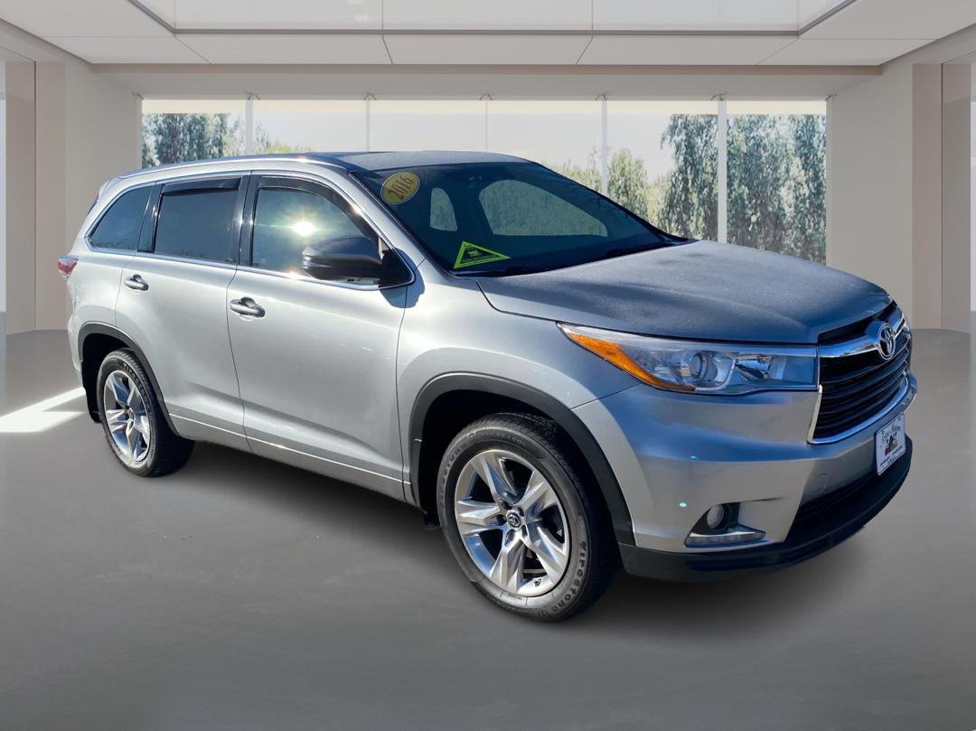 photo of 2016 TOYOTA HIGHLANDER LIMITED