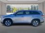 2016 SILVER TOYOTA HIGHLANDER LIMITED (5TDDKRFH2GS) with an 3.5L engine, Automatic transmission, located at 908 SE 14th Street, Des Moines, IA, 50317, (515) 281-0330, 41.580303, -93.597046 - Photo#5