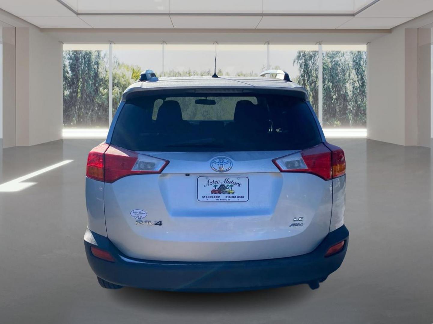 2015 SILVER TOYOTA RAV4 LE (2T3BFREV1FW) with an 2.5L engine, Automatic transmission, located at 908 SE 14th Street, Des Moines, IA, 50317, (515) 281-0330, 41.580303, -93.597046 - Photo#3