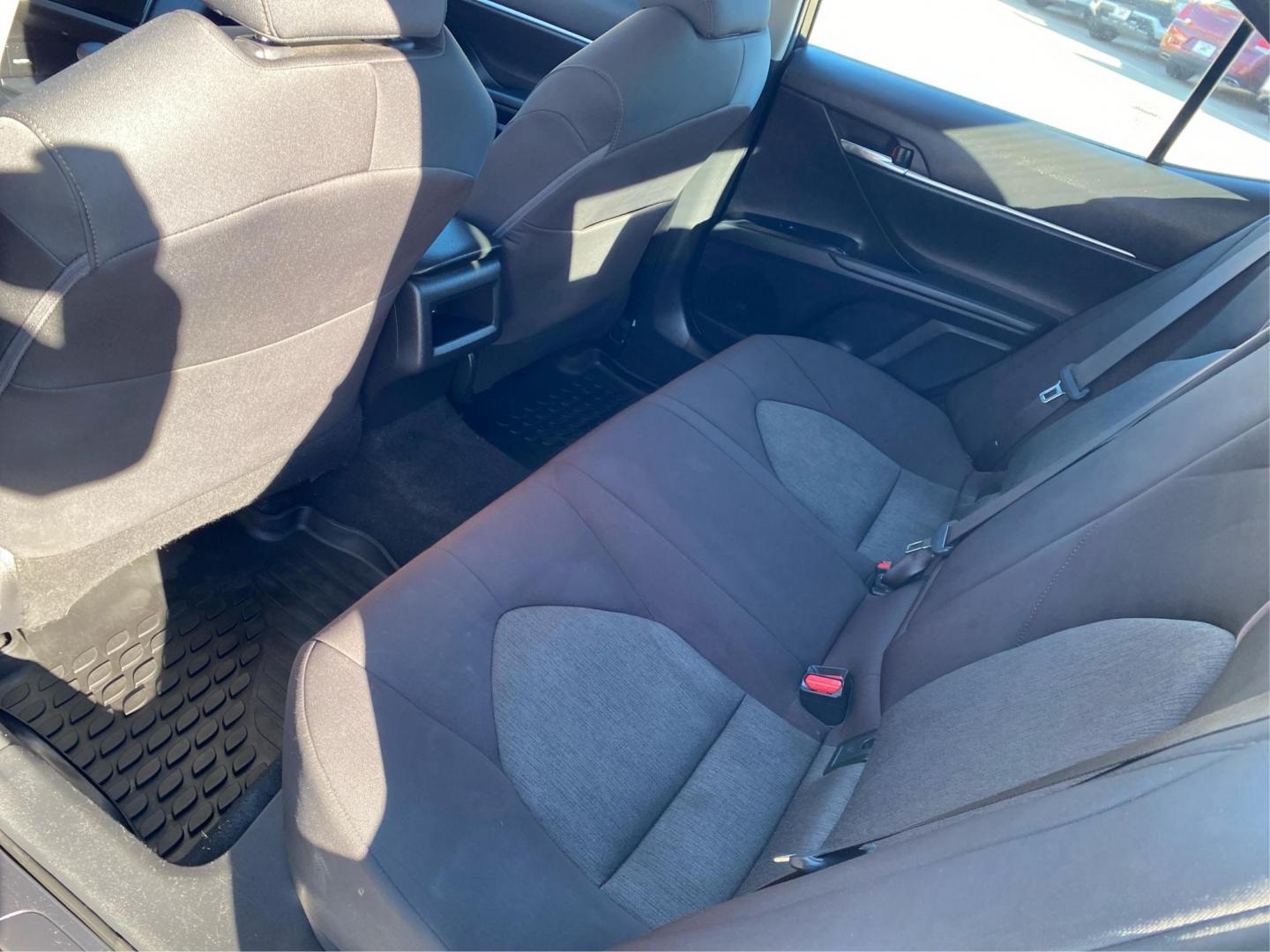 2020 BLACK TOYOTA CAMRY LE (4T1C11AK3LU) with an 2.5L engine, Automatic transmission, located at 908 SE 14th Street, Des Moines, IA, 50317, (515) 281-0330, 41.580303, -93.597046 - Photo#9