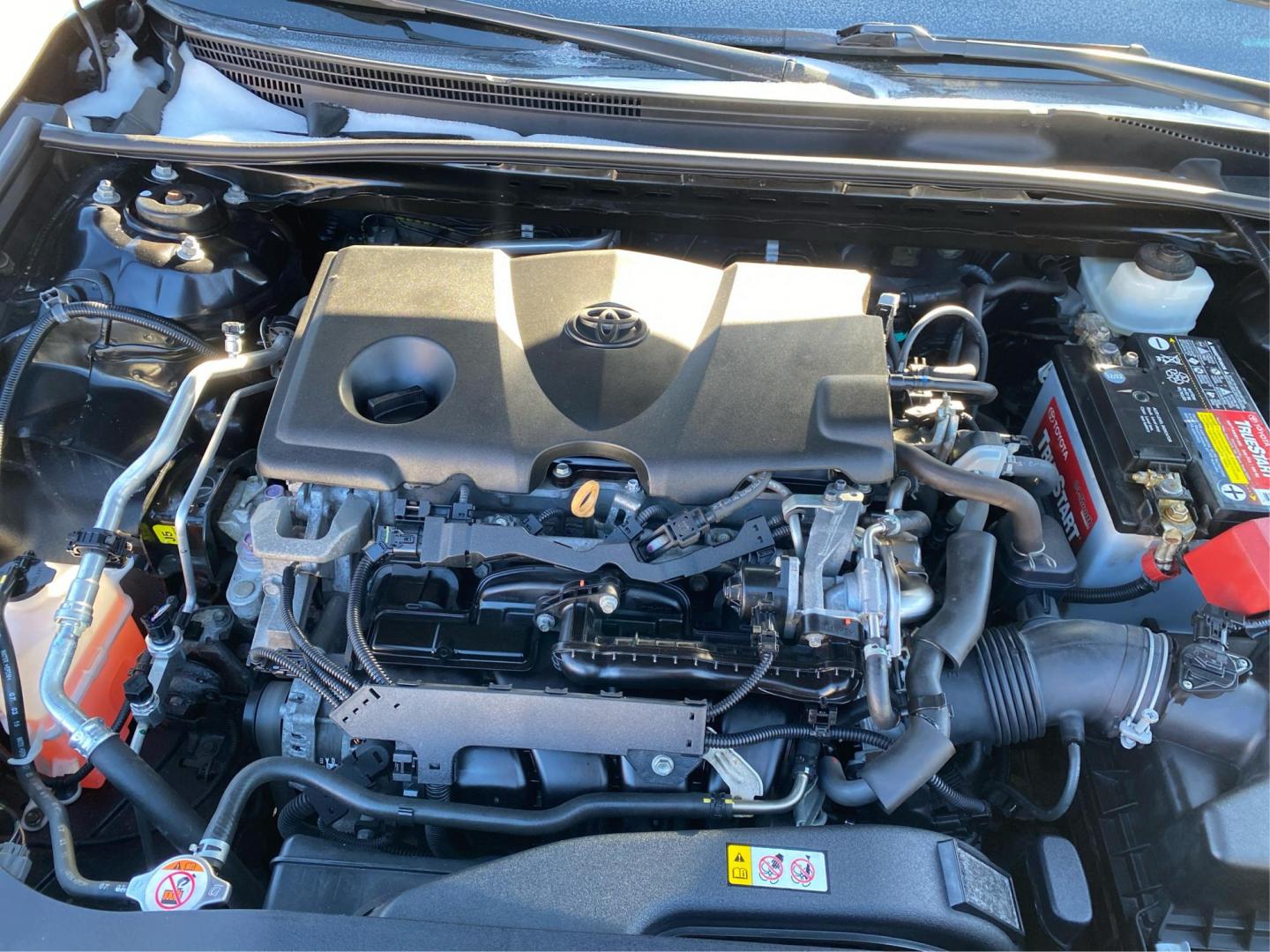 2020 BLACK TOYOTA CAMRY LE (4T1C11AK3LU) with an 2.5L engine, Automatic transmission, located at 908 SE 14th Street, Des Moines, IA, 50317, (515) 281-0330, 41.580303, -93.597046 - Photo#10