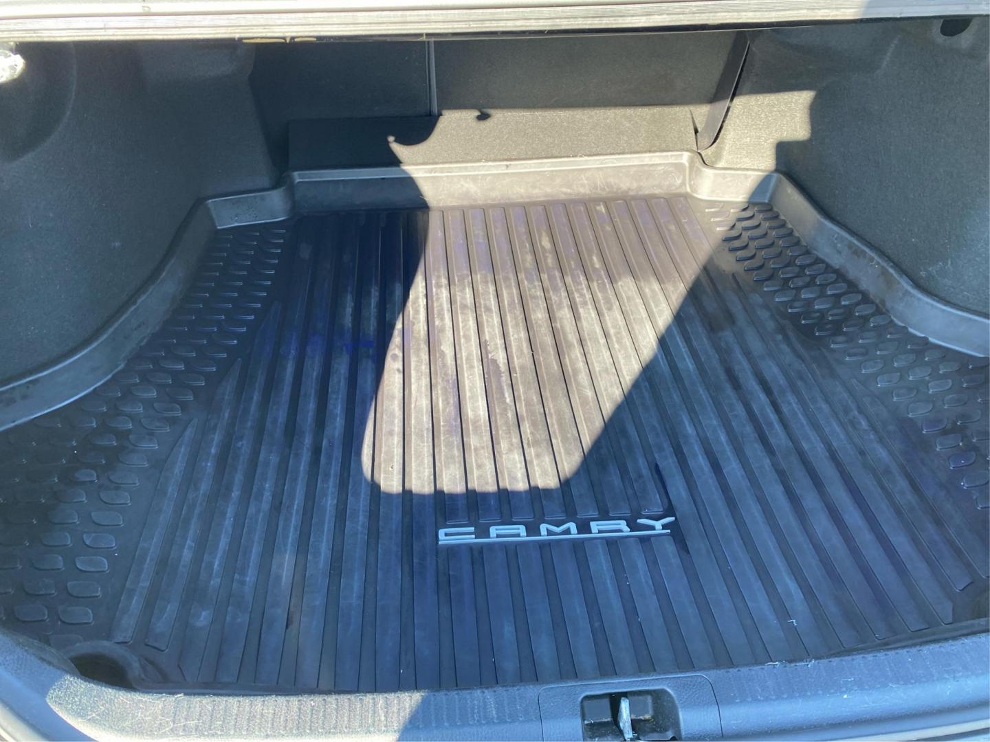 2020 BLACK TOYOTA CAMRY LE (4T1C11AK3LU) with an 2.5L engine, Automatic transmission, located at 908 SE 14th Street, Des Moines, IA, 50317, (515) 281-0330, 41.580303, -93.597046 - Photo#12