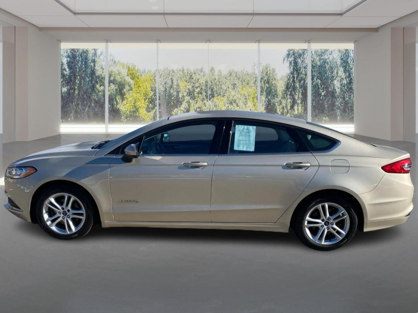 2018 GOLD FORD FUSION S HYBRID (3FA6P0UU5JR) with an 2.0L engine, Continuously Variable transmission, located at 908 SE 14th Street, Des Moines, IA, 50317, (515) 281-0330, 41.580303, -93.597046 - Photo#5