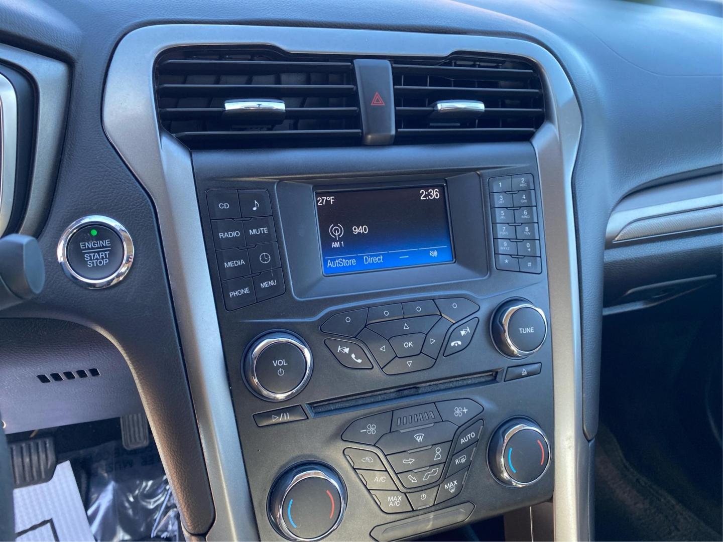 2018 GOLD FORD FUSION S HYBRID (3FA6P0UU5JR) with an 2.0L engine, Continuously Variable transmission, located at 908 SE 14th Street, Des Moines, IA, 50317, (515) 281-0330, 41.580303, -93.597046 - Photo#13