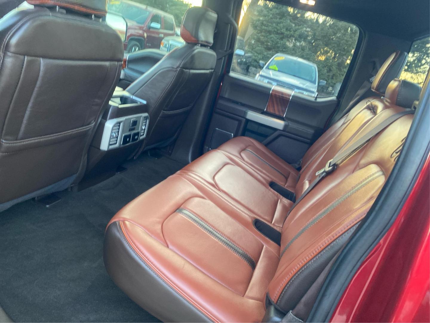 2018 RED FORD F150 SUPERCREW KING RANCH (1FTEW1EG8JF) with an 3.5L engine, Automatic transmission, located at 908 SE 14th Street, Des Moines, IA, 50317, (515) 281-0330, 41.580303, -93.597046 - Photo#9