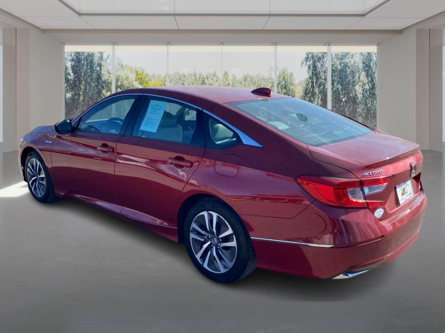 2019 RED HONDA ACCORD HYBRID (1HGCV3F1XKA) with an 2.0L engine, Continuously Variable transmission, located at 908 SE 14th Street, Des Moines, IA, 50317, (515) 281-0330, 41.580303, -93.597046 - Photo#4