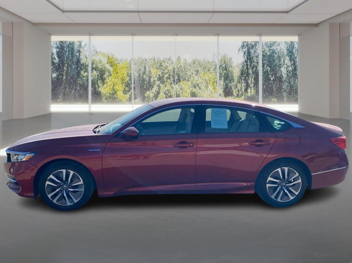 2019 RED HONDA ACCORD HYBRID (1HGCV3F1XKA) with an 2.0L engine, Continuously Variable transmission, located at 908 SE 14th Street, Des Moines, IA, 50317, (515) 281-0330, 41.580303, -93.597046 - Photo#5