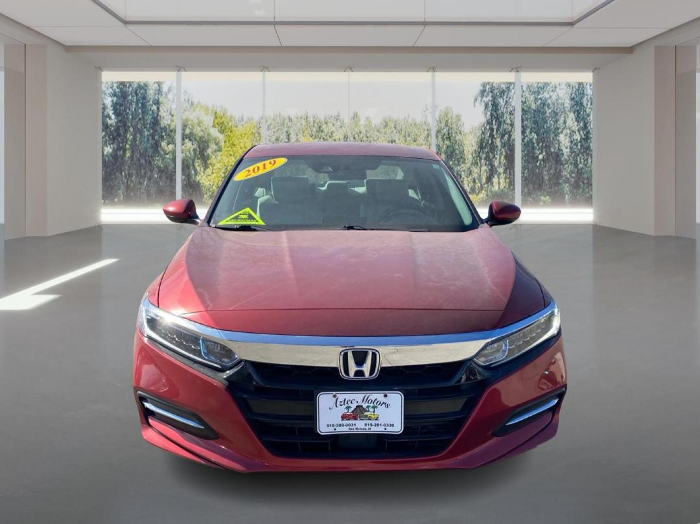 2019 RED HONDA ACCORD HYBRID (1HGCV3F1XKA) with an 2.0L engine, Continuously Variable transmission, located at 908 SE 14th Street, Des Moines, IA, 50317, (515) 281-0330, 41.580303, -93.597046 - Photo#6