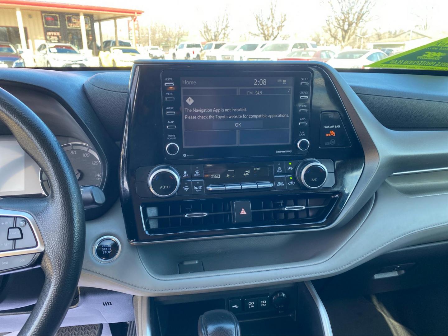 2021 GRAY TOYOTA HIGHLANDER L (5TDCZRAH7MS) with an 3.5L engine, Automatic transmission, located at 908 SE 14th Street, Des Moines, IA, 50317, (515) 281-0330, 41.580303, -93.597046 - Photo#13