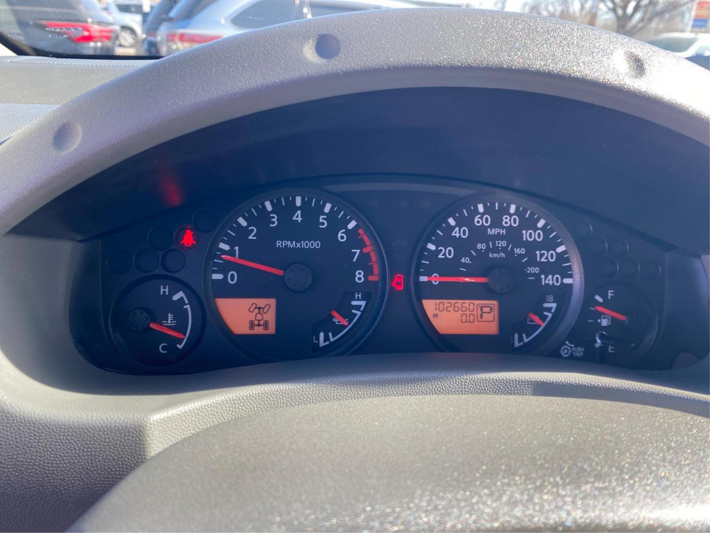 2016 SILVER NISSAN FRONTIER S (1N6AD0EV2GN) with an 4.0L engine, Automatic transmission, located at 908 SE 14th Street, Des Moines, IA, 50317, (515) 281-0330, 41.580303, -93.597046 - Photo#14