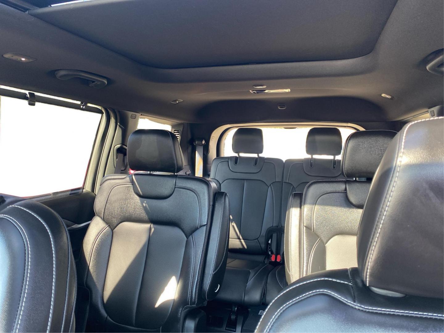 2024 GRAY JEEP GRAND CHEROKEE L LIMITED (1C4RJKBGXR8) with an 3.6L engine, Automatic transmission, located at 908 SE 14th Street, Des Moines, IA, 50317, (515) 281-0330, 41.580303, -93.597046 - Photo#14